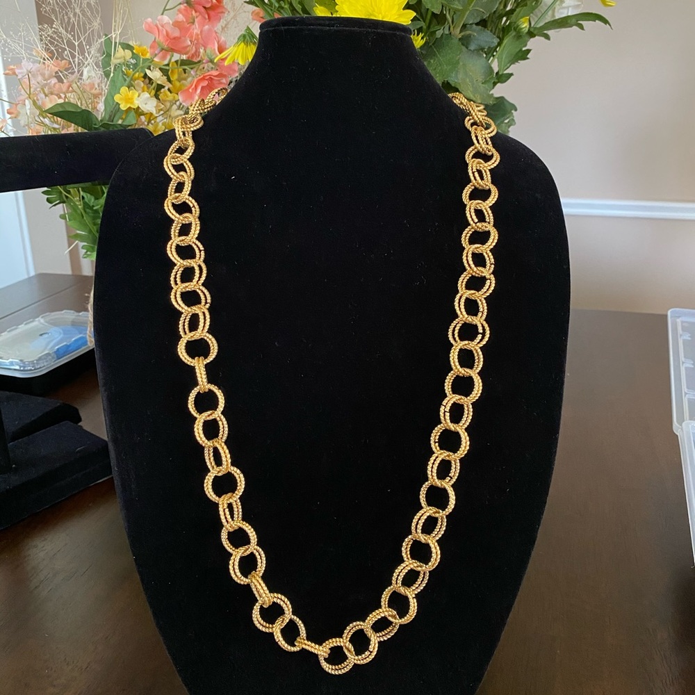 Betsey Johnson Chain Link Gold Necklace